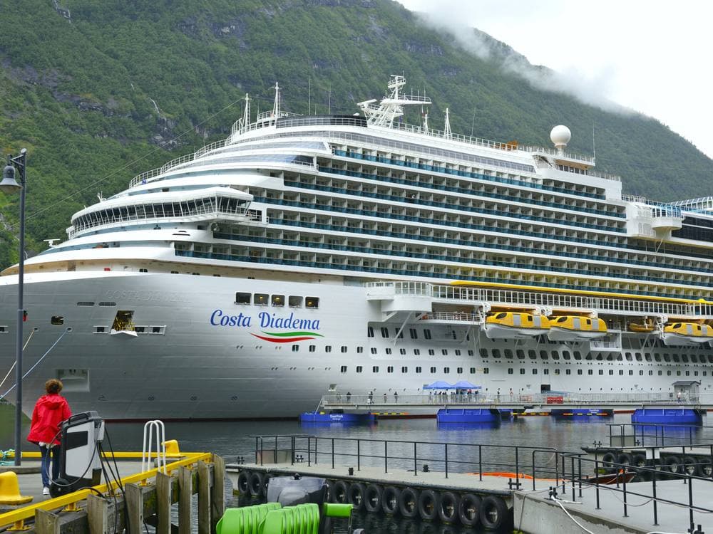 Costa Diadema