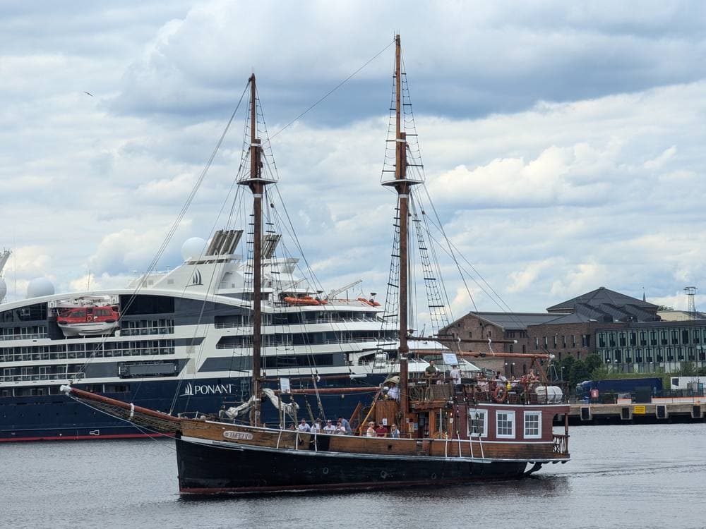 Ponant Cruises · Ship